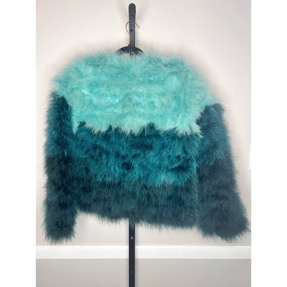 Chaser Evergreen Ombre Blue Fuzzy Faux Fur Jacket Women’s Size Medium NWT - Picture 3 of 8
